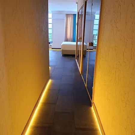 Privado Hotel 3*